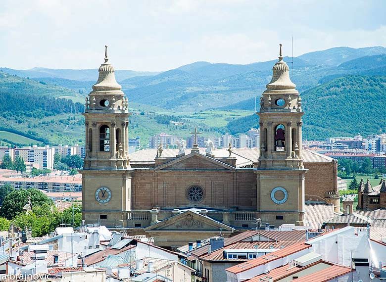 EXT_PAQUETE-PAMPLONA_007